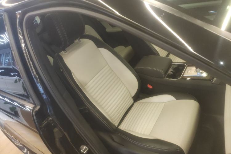 Used Land Rover Discovery Sport 2020 249 PS R-Dynamic Performance Edition