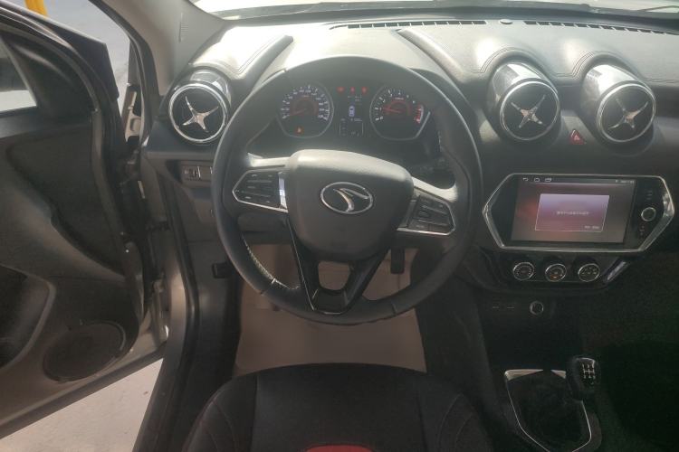 Used Soueast DX3 2018 1.5L Manual Luxury Model
