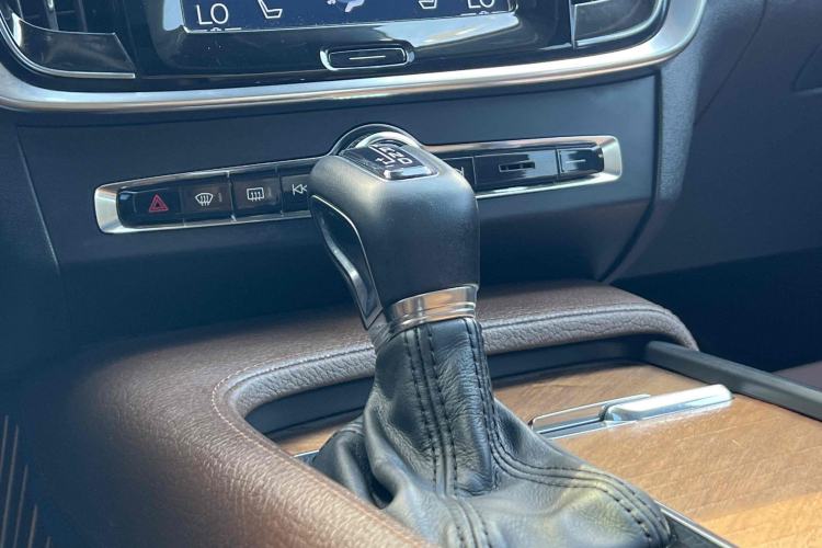 Used Volvo S90 2019 T5 Zhiyi Edition
