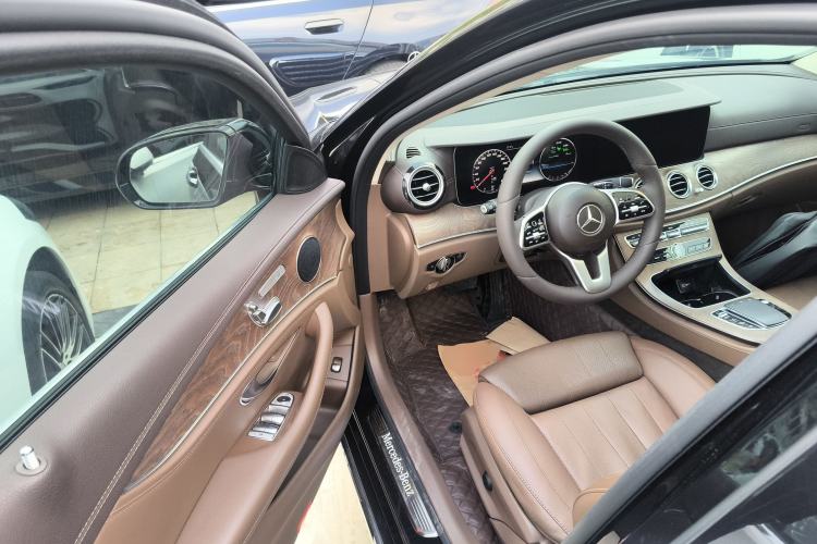 Used Mercedes-Benz E-Class 2019 E 260 L