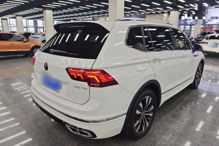 Used Volkswagen Tiguan L 2022 330TSI Automatic Two-Wheel Drive R-Line Enhanced Edition