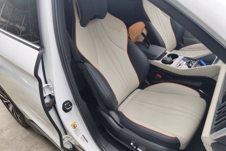 Used BYD Song PLUS New Energy 2024 Honor Edition EV 520km Premium Model
