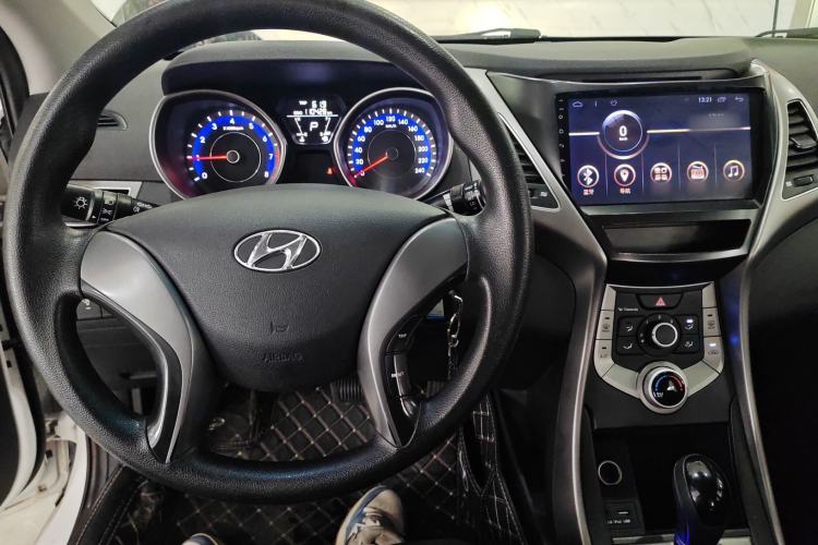 Used Hyundai Elantra 2016 1.6L Automatic Smart Version