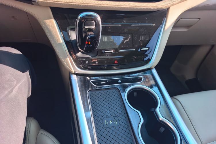 Used Buick GL8 2022 ES Land Cruiser 653T Luxury Model