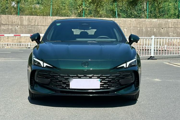 Used MG 7 2023 2.0T Automatic Hunter Luxury Edition
