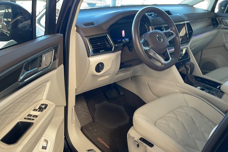 Used Volkswagen Viloran 2020 380TSI Prestige Edition