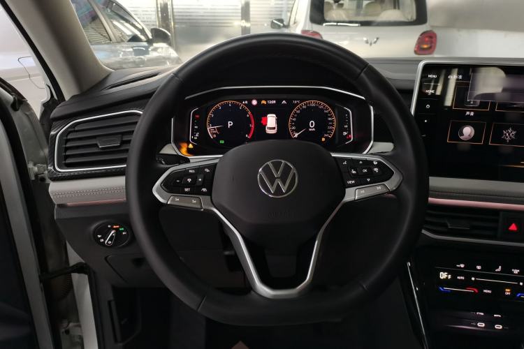 Used Volkswagen Tayron 2023 280TSI Two-Wheel-Drive Luxury Plus Advanced Version
