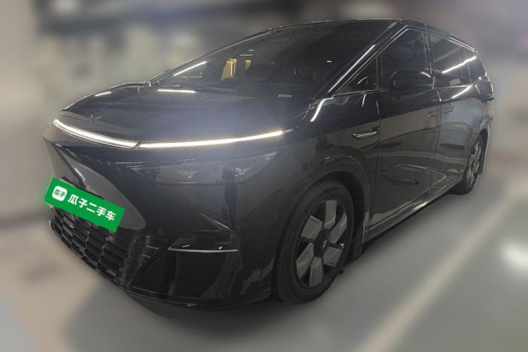 Used XPeng X9 2024 702 Ultra-Long Range Max