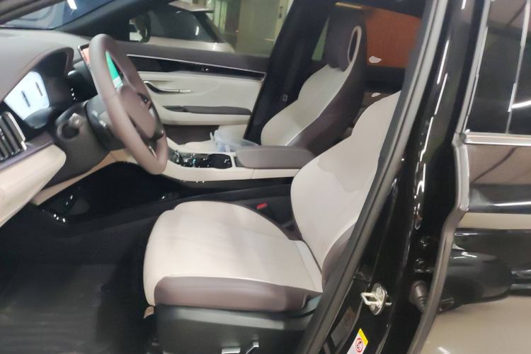 Used BYD Song PLUS New Energy 2025 EV Intelligent Driving Edition 520km Luxury Model
