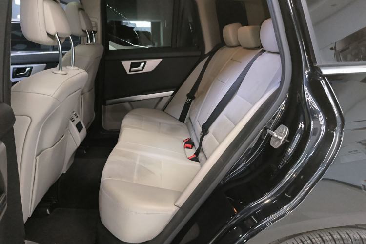 Used Mercedes-Benz GLK-Class 2015 GLK 260 4MATIC Dynamic Edition Ultimate Version
