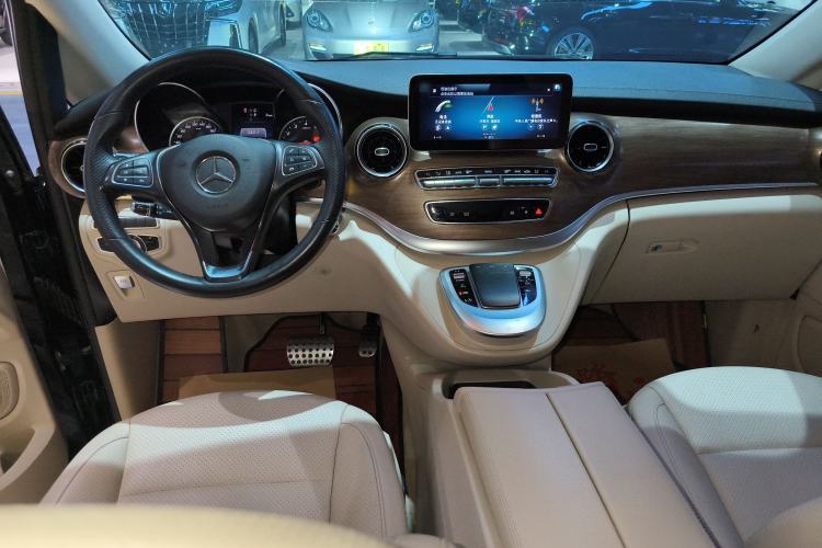 Used Mercedes-Benz V-Class 2020 V 260 L Long-wheelbase Luxury Edition