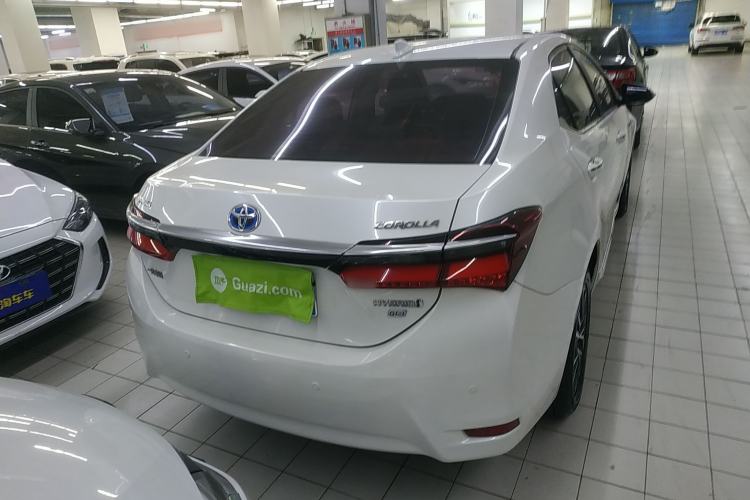 Used Toyota Corolla 2016 Dual-Engine 1.8L E-CVT Elite Edition
