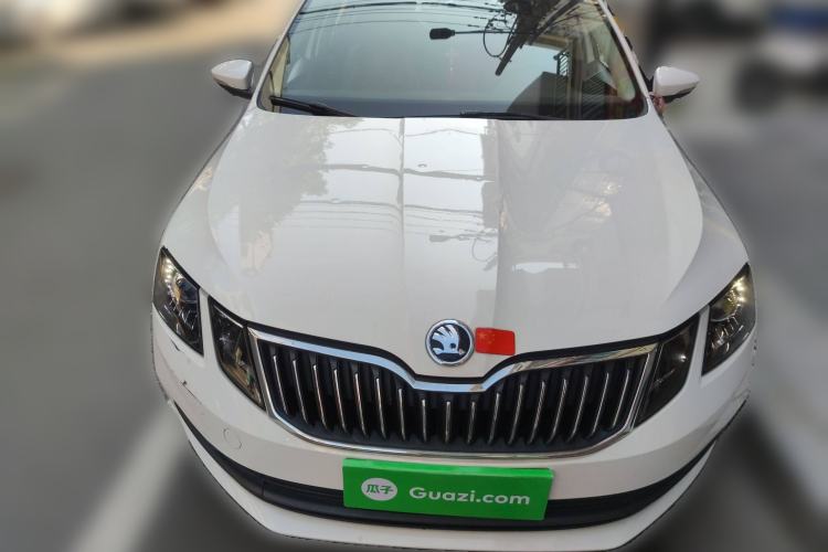 Used Skoda Octavia 2019 TSI230 DSG Smart & Comfort Edition China VI Standard

