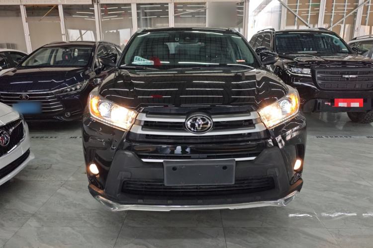 Used Toyota Highlander 2021 2.0T Two-Wheel Drive Luxury Edition 7 Seats