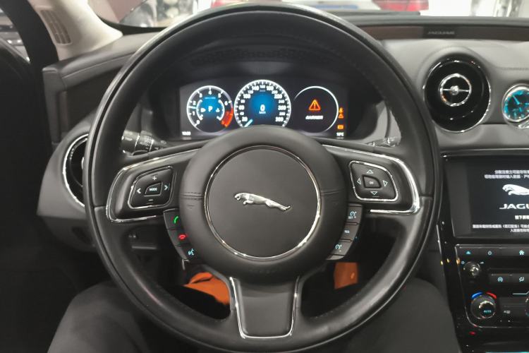 Used Jaguar XJ 2016 XJL 3.0 SC Two-Wheel-Drive Elegant Business Edition
