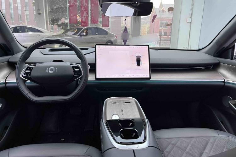 Used  A07 2024 Pure Electric "True Fragrance" Edition 515 Prestige Model