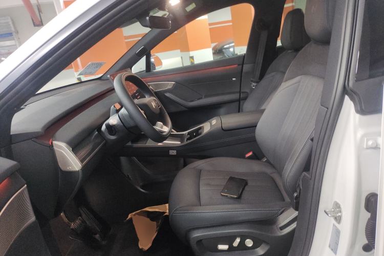 Used ONVO L60 2024 60 kWh All-Wheel Drive
