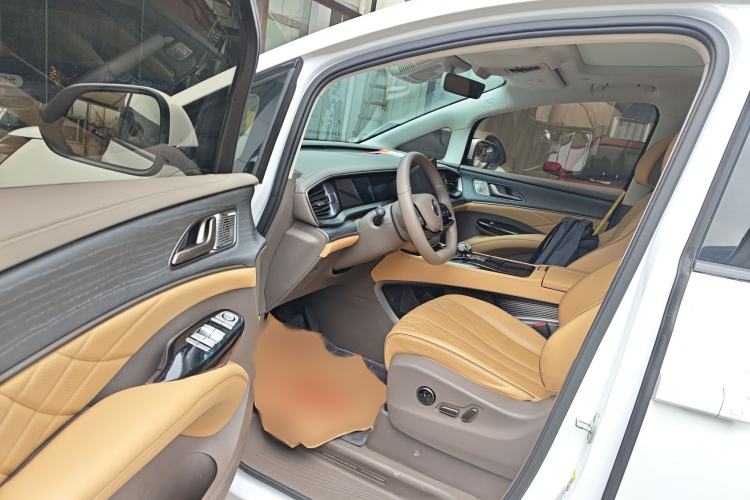 Used Denza D9 2022 DM-i 970 Four-Wheel Drive Flagship Model