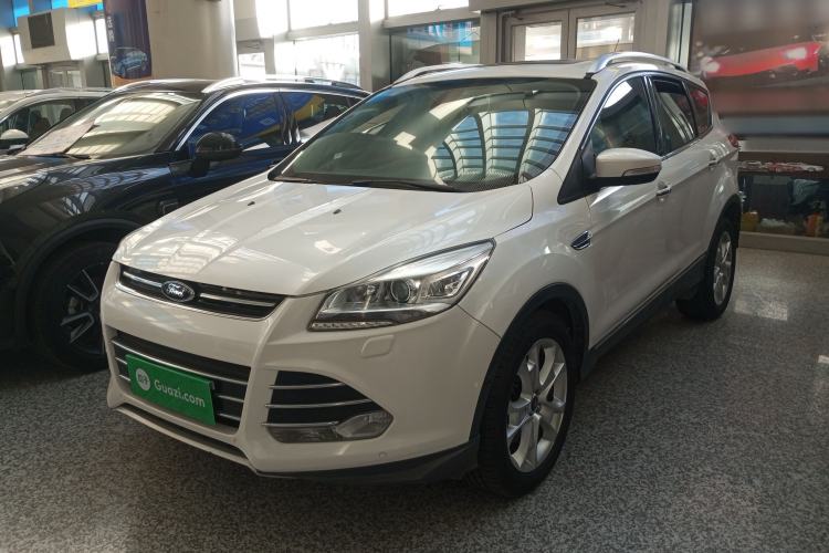 Used Ford Kuga 2015 2.0L GTDi Four-Wheel-Drive Sport Model