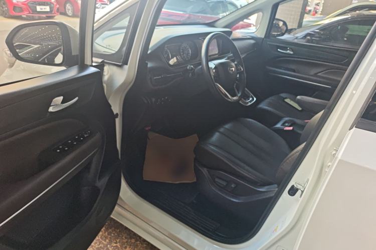 Used GAC Trumpchi M6 2019 270T DCT Luxury Edition (7-seater) China VI