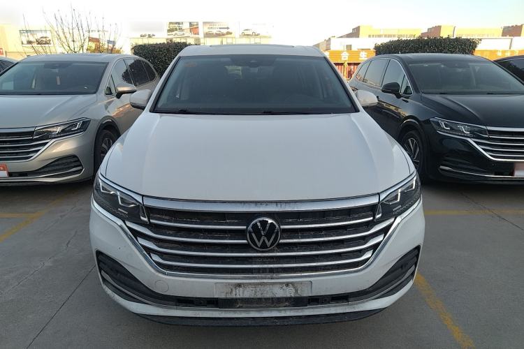 Used Volkswagen Viloran 2024 330TSI Luxury Edition

