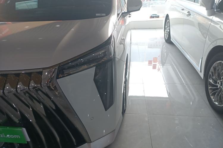 Used GAC Trumpchi M8 2025 Zongshi Series Super Hybrid Edition