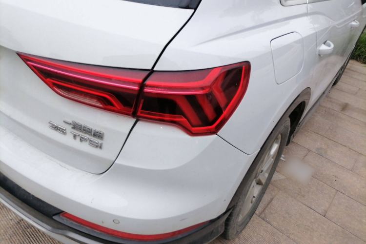 Used Audi Q3 2019 35 TFSI Advanced Dynamic Edition
