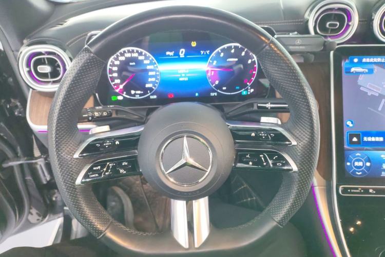 Used Mercedes-Benz GLC 2023 GLC 300 L 4MATIC Dynamic 7-Seater
