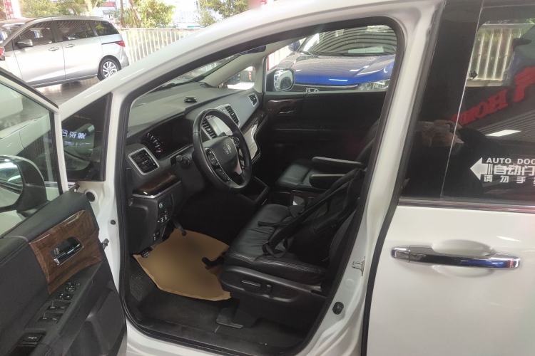 Used Honda Odyssey 2015 Updated Version 2.4L Smart Edition
