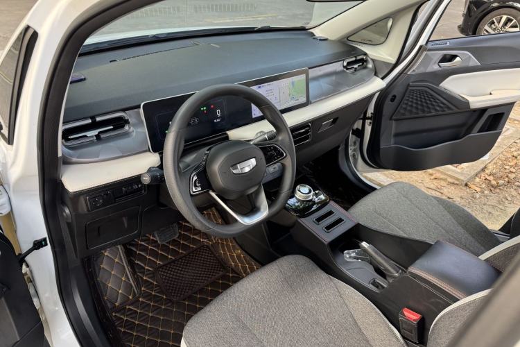 Used Geometry E Firefly 2024 301km Flowing Light