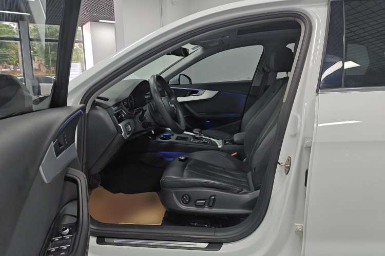 Used Audi A4L 2020 40 TFSI Luxury Prestige Edition
