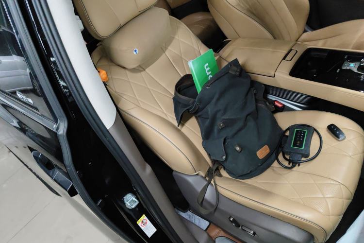 Used Denza D9 2022 DM-i 970 Four-Wheel Drive Flagship Model
