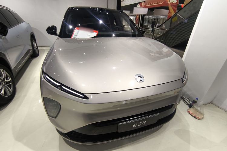 Used Nio ES8 2023 75 kWh Executive Edition