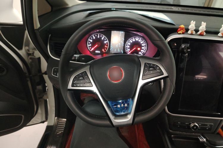 Used BYD Song MAX 2018 1.5T Automatic Smart Connect Luxury 6-Seater
