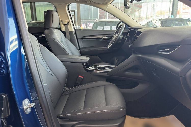 Used Buick Envision 2023 Encore Plus 652T Five-Seat All-Wheel-Drive Luxury Model
