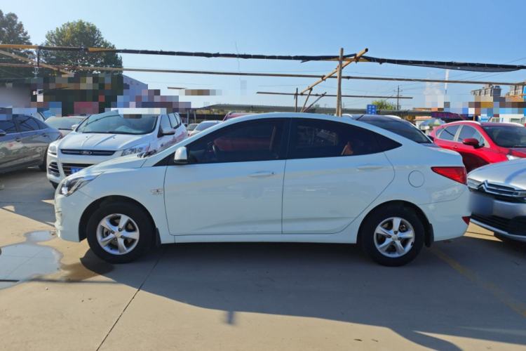 Used Hyundai Verna 2014 1.4L Manual Smart GLS Trim
