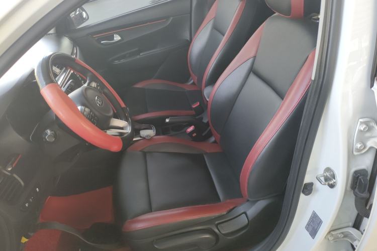 Used Kia KX Cross 2017 1.4L AT GLS