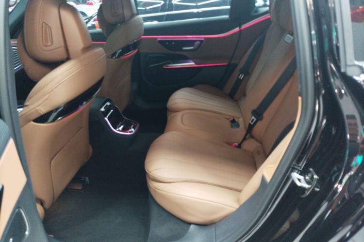 Used Mercedes-Benz E-Class 2024 Facelift E 260 L
