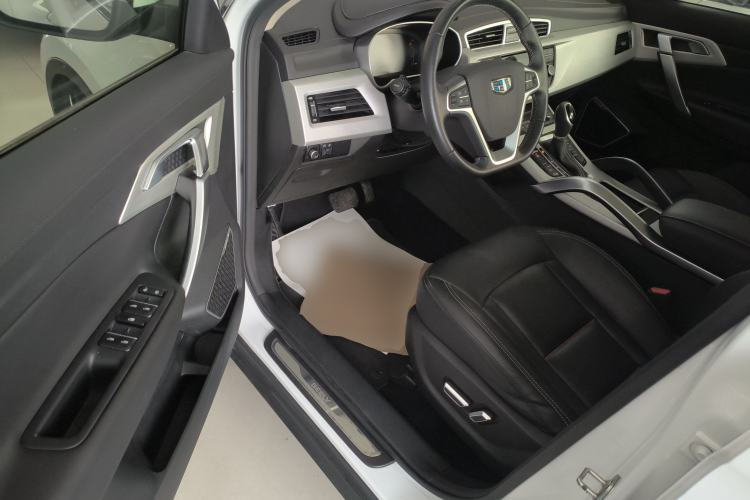 Used Geely Auto Emgrand X7 Sport 2018 1.8TD Automatic Two-Wheel Drive Smart Connect 4G Internet Edition