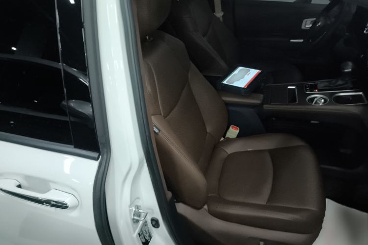 Used Toyota Granvia 2023 2.5L Hybrid Prestige PLUS Edition
