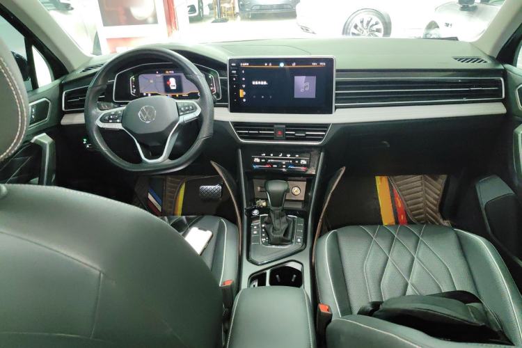 Used Volkswagen Tiguan L 2024 330TSI Automatic Two-Wheel Drive Smart Edition
