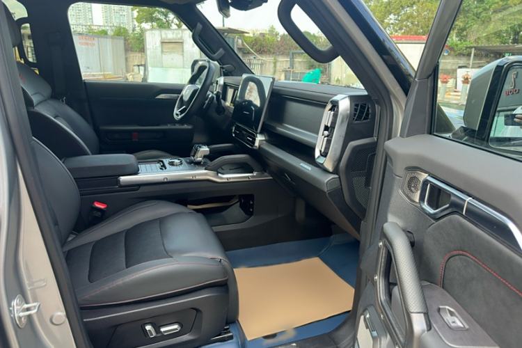 Used Jetour Traveler 2023 2.0T All-Wheel Drive Conquer PRO
