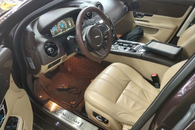 Used Jaguar XJ 2016 XJL 2.0T Two-Wheel-Drive Elegant Business Edition