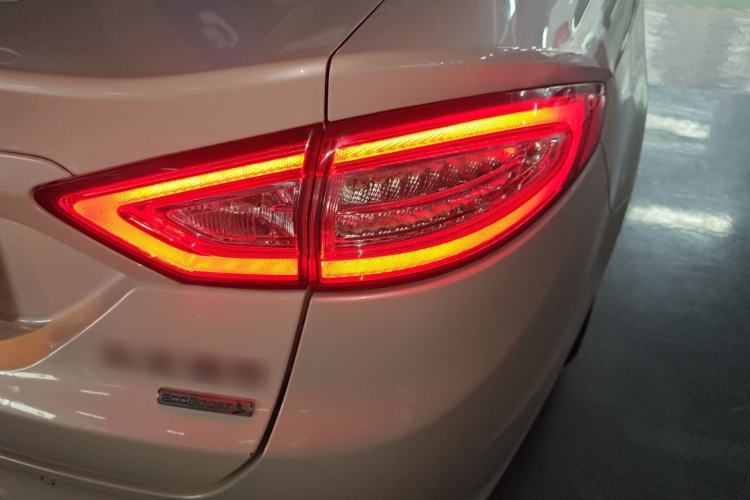 Used Ford Mondeo 2013 2.0L GTDi 200 Fashion Edition
