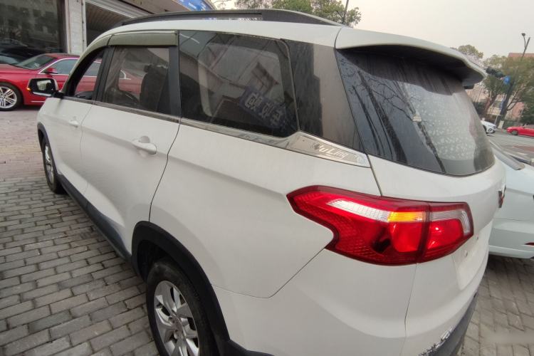 Used Wuling Hongguang S3 2019 Automatic Clutch Version 1.5L Manual Comfort Model China V Standard