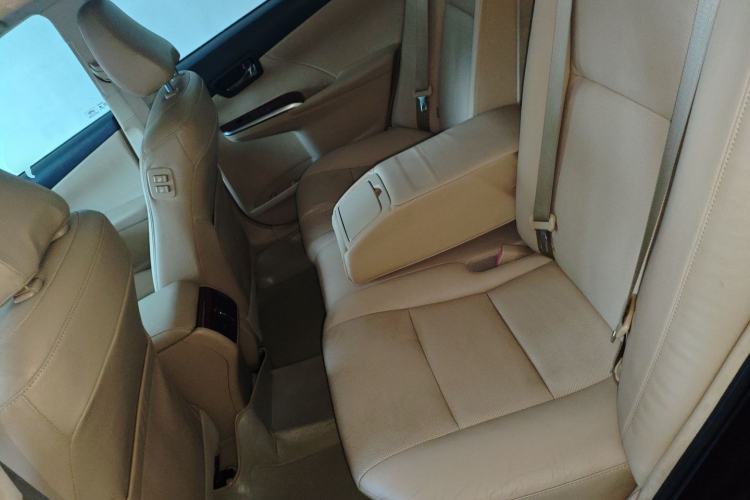 Used Toyota Camry 2012 2.5G Luxury Edition
