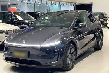 Used Tesla Model Y 2025 Long-Range All-Wheel Drive First Edition