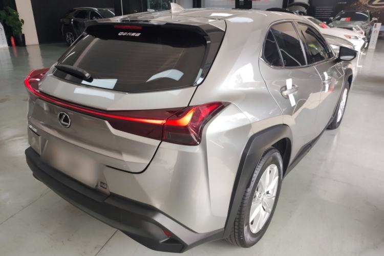 Used Lexus UX 2022 260h Explore-Cool Edition