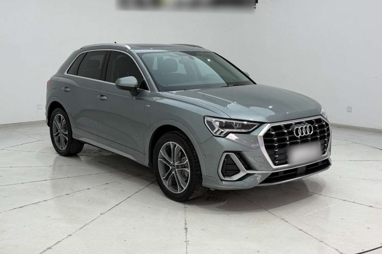 Used Audi Q3 2021 40 TFSI Fashion Dynamic Model
