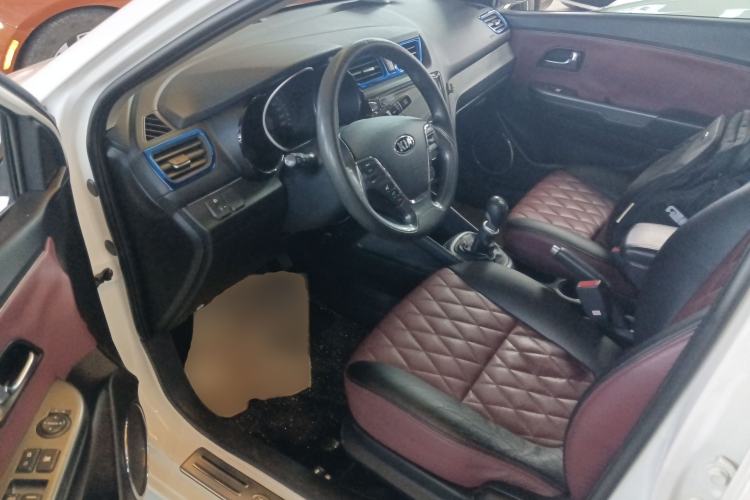 Used Kia K2 2015 Sedan 1.4L MT GLS
